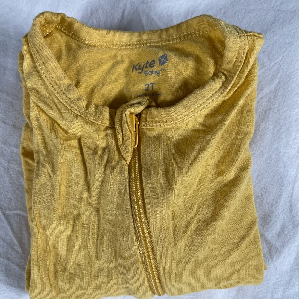 Kyte BABY Mustard Zip-Up Onesie